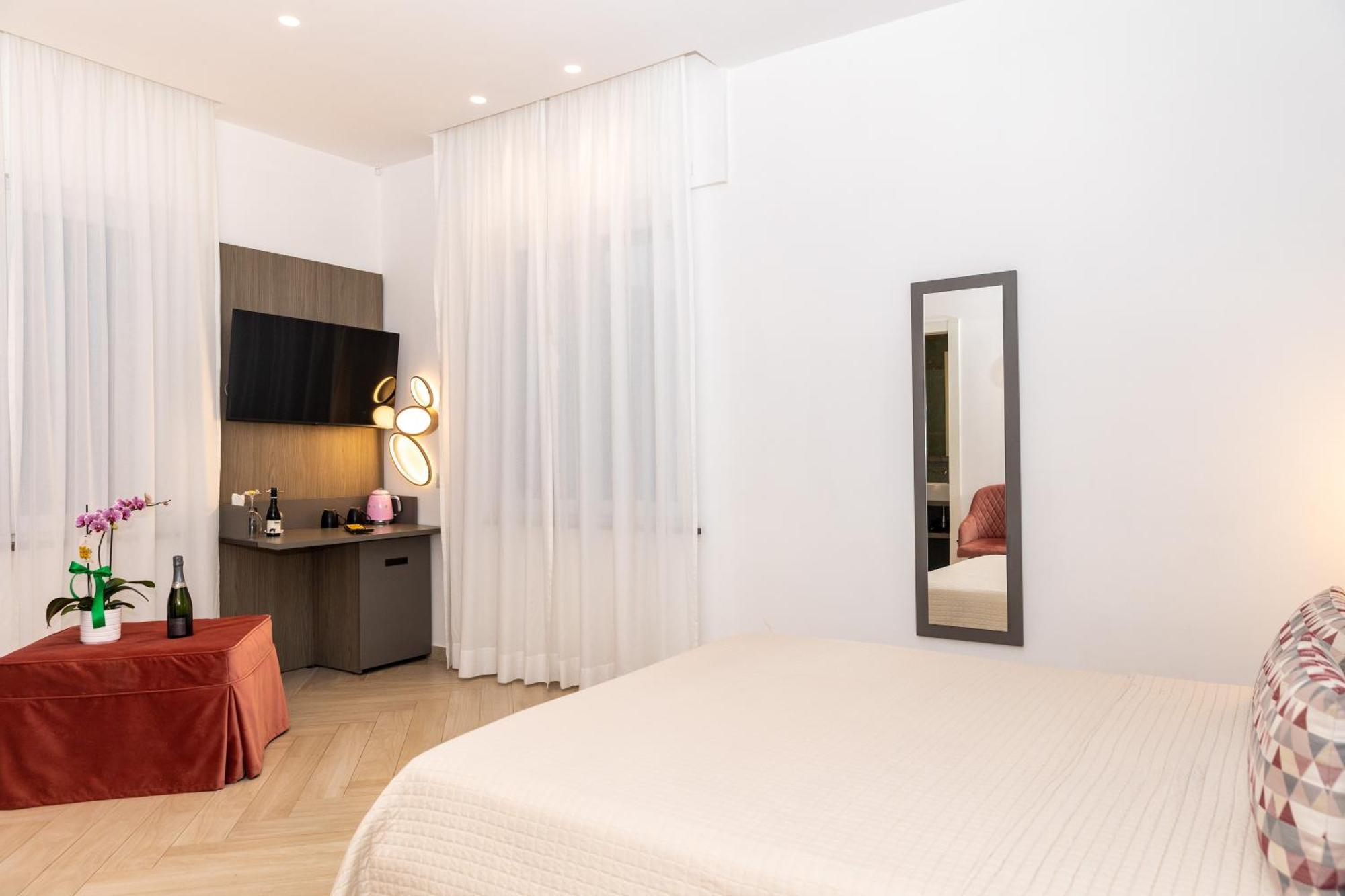 Patriziella 4 Rooms Sorrent Exterior foto